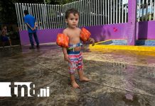 Foto: Familias disfrutan del Centro Turístico Xilonem previo al regreso a clases/TN8