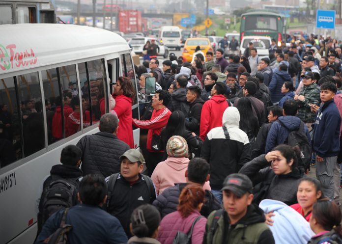 Foto: Transportistas alzan la voz en Perú /cortesía