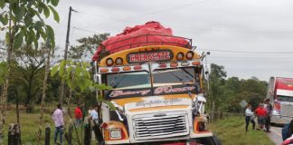 Foto: Colisión entre bus y camión ganadero genera pánico en ruta Managua-Rosita/TN8
