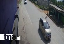 Choque entre motocicleta y camioneta hiere a dos menores en Bilwi Foto: Grave accidente en Loma Verde conmociona a Bilwi/TN8