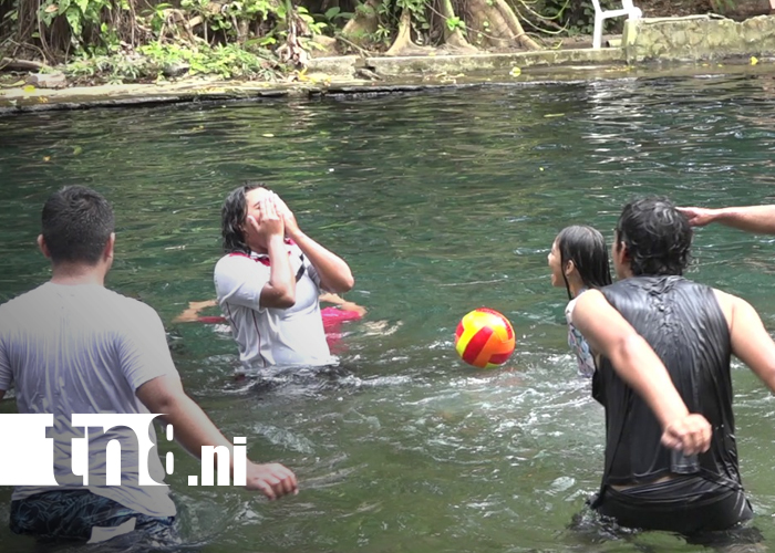 Foto: Vacaciones escolares concluyen con diversión en balneario Ojo de Agua / TN8