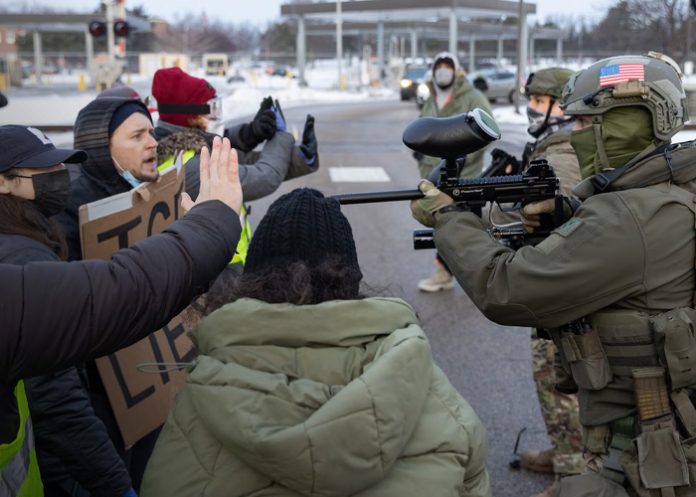 Foto: Condenan abusos del ICE /cortesía