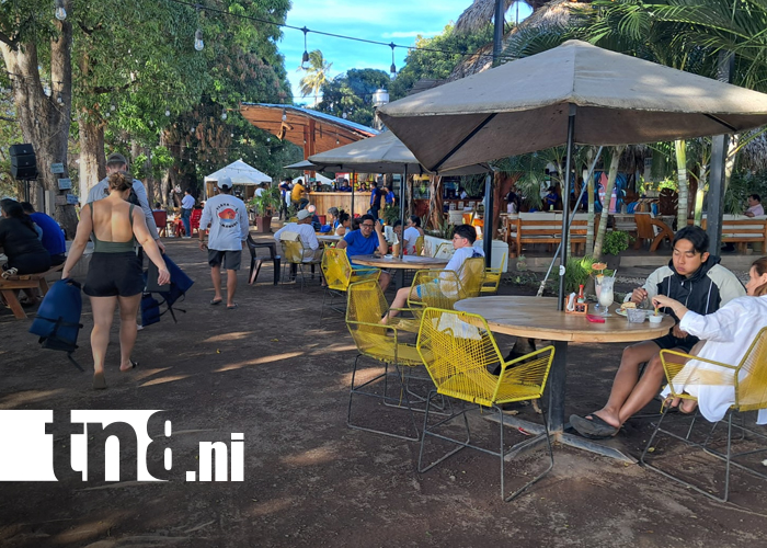 Foto: Turistas disfrutan del fin de semana largo en la Isla de Ometepe/TN8