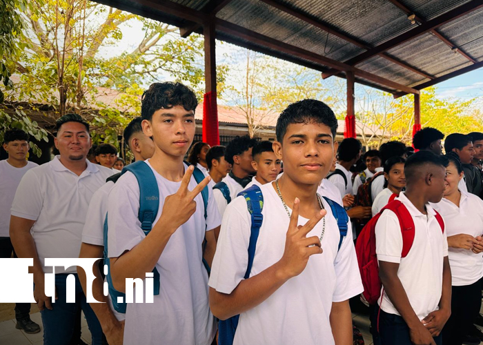 Foto: Autoridades inauguran año lectivo para la educación a distancia en el campo en Nandaime/TN8