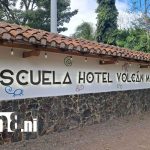 Foto: Escuela Hotel Volcán Madera prepara aulas para nuevos estudiantes /TN8