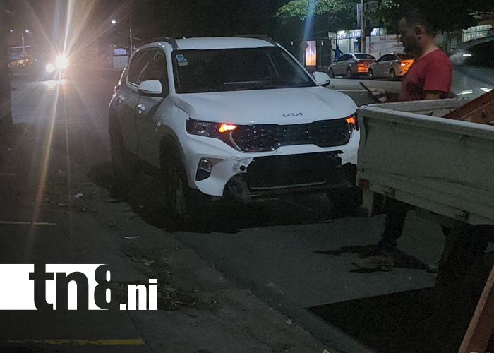 Foto: Accidente en Santo Domingo deja un microbusito volcado/TN8
