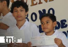 Foto: Bono escolar llega a la niñez del Triángulo Minero/TN8