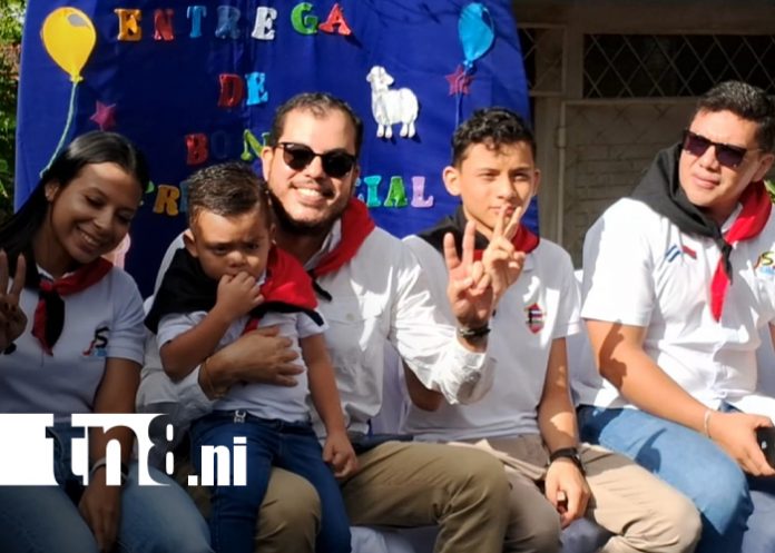 Foto: Bono escolar beneficia a más de 13 mil niños en Carazo/TN8