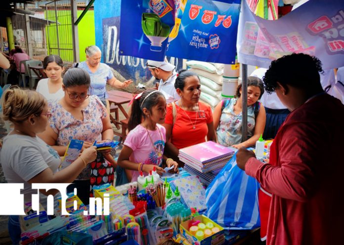 Foto: Comerciantes de Rivas registran alta demanda de útiles escolares previo al inicio de clases/TN8