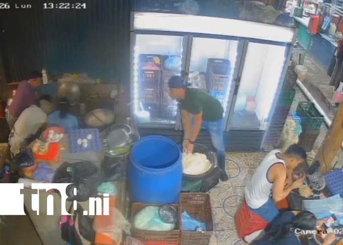 Foto: Explosión de tanque de gas desata pánico en mercado Israel Lewites/TN8