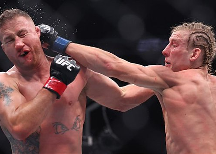 Foto: Intensidad y acción en la pelea Gaethje vs Pimblett/Cortesía