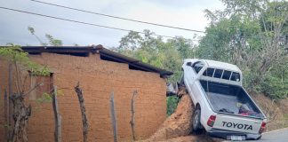 Foto: Daños materiales reportados tras accidente en Comarca Orosi, Nueva Segovia / TN8