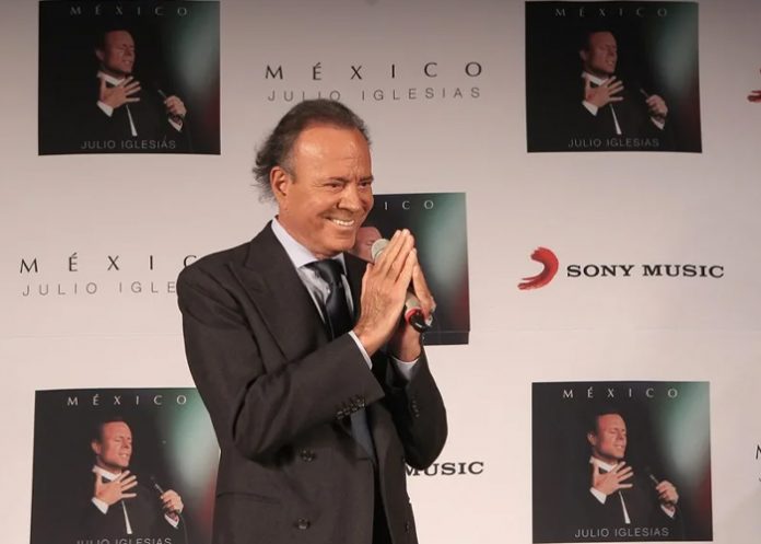 Foto: Julio Iglesias enfrenta denuncias de agresión sexual /Cortesía