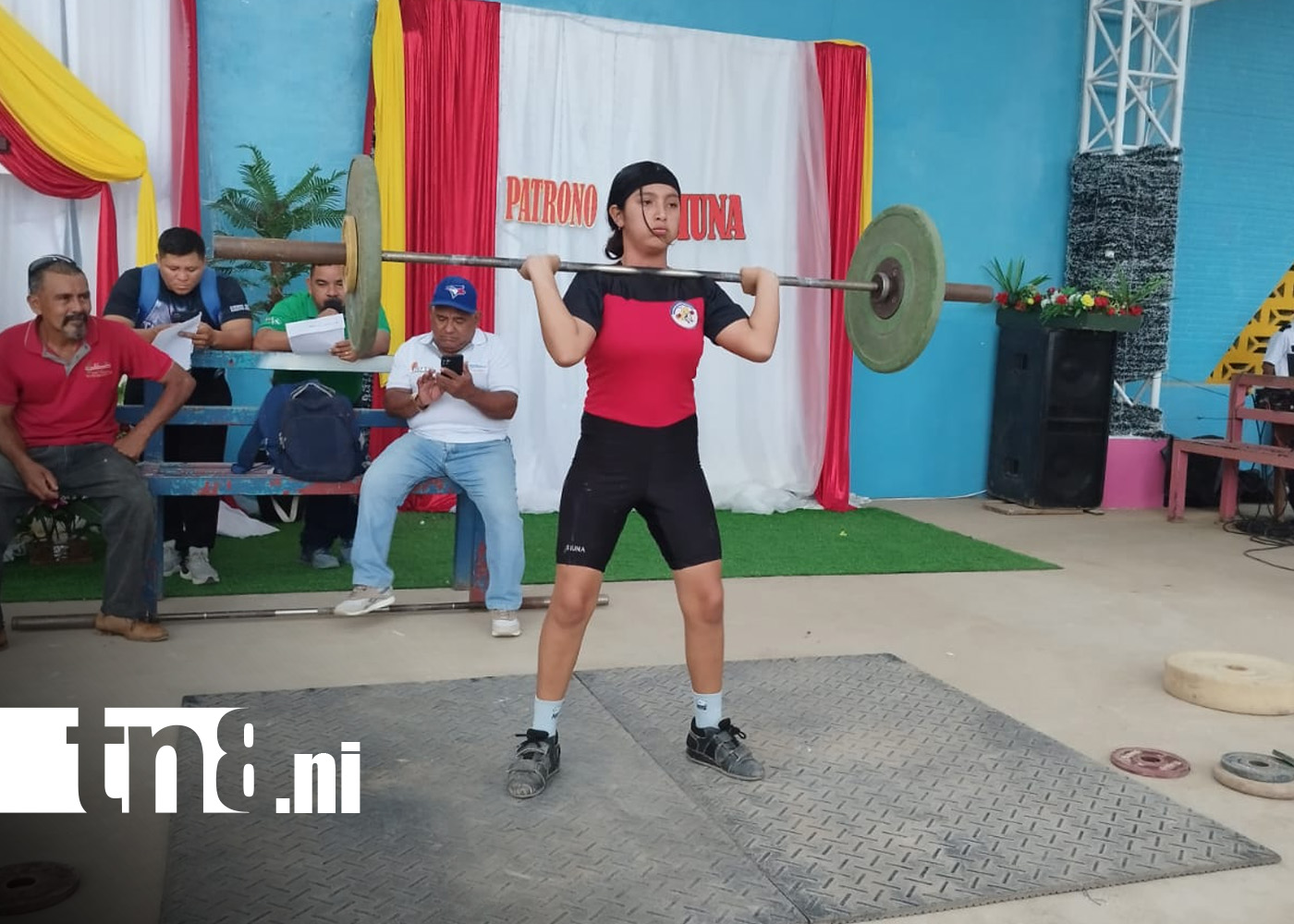 Foto:Jóvenes atletas honran al Santo de Esquipulas con exhibiciones deportivas en Siuna / TN8