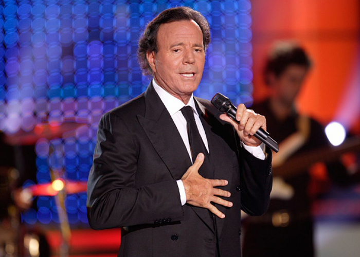 Foto: Julio Iglesias enfrenta denuncias de agresión sexual /Cortesía