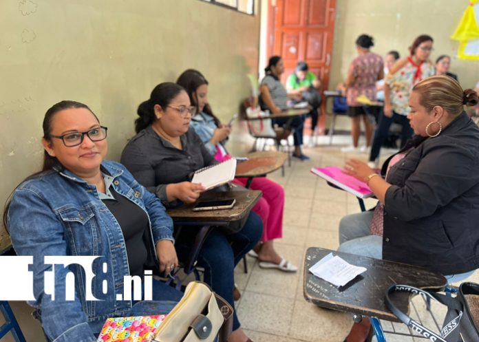 Foto: Docentes preparados para aplicar innovadoras técnicas de enseñanza /Cortesía