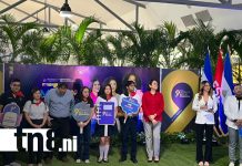 Foto: Feria de Becas impulsa el futuro profesional/TN8