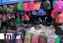 Foto: Feria Escolar 2026 llena de ahorro y oportunidades el Mercado Roberto Huembes / TN8