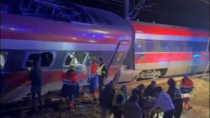 Foto: Alta velocidad termina en desastre en España / Cortesía