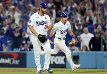 Kershaw regresa del retiro para vestir la camiseta de Estados Unidos clayton, kershaw, dodgers,