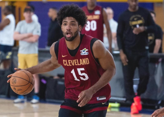 Norchad Omier se hace notar en la G League