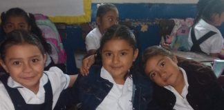 Foto: Emociones a flor de piel en este regreso a clases /TN8