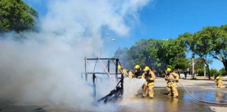 Foto: Preparación de bomberos en Villa Progreso / TN8