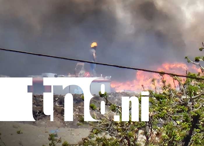 Foto: Incendio en La Chureca, Managua / TN8