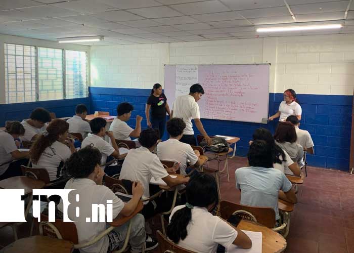 Foto: Reforzamiento escolar en Managua / TN8