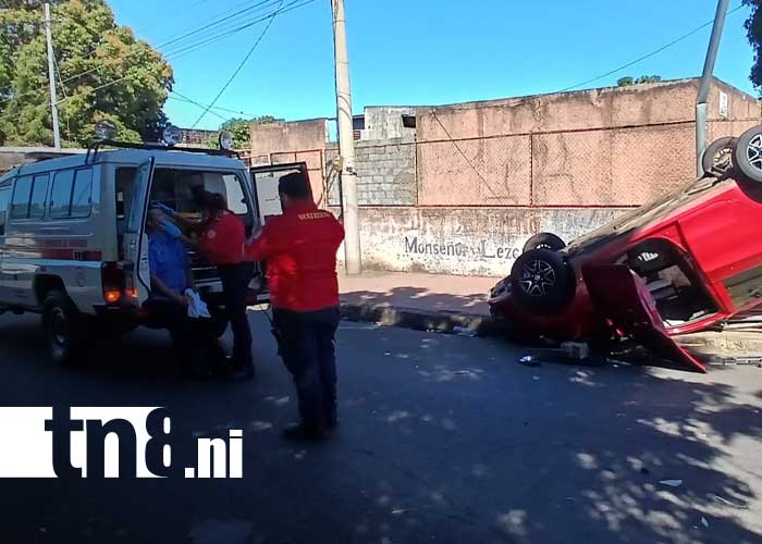 Foto: Accidente con oficial de la Policía en Managua / TN8