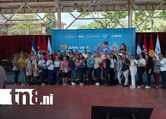 Foto: Celebración del Día Nacional de la Educación en Nicaragua / TN8