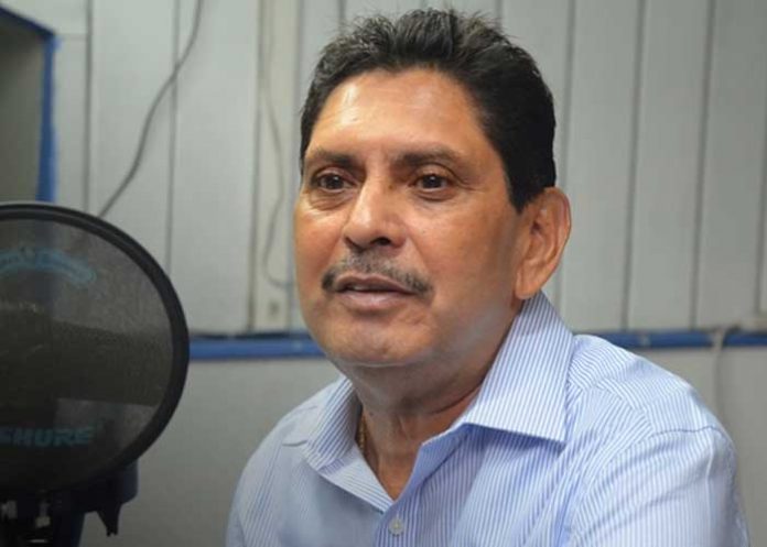 Foto: Renuncia el magistrado Gerardo Arce