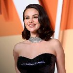 Foto: El “Miren, comadres” llega a Rare Beauty con Selena Gomez / Cortesía