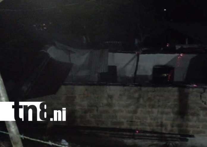 Foto: Incendio deja pérdidas materailes en Jalapa / TN8