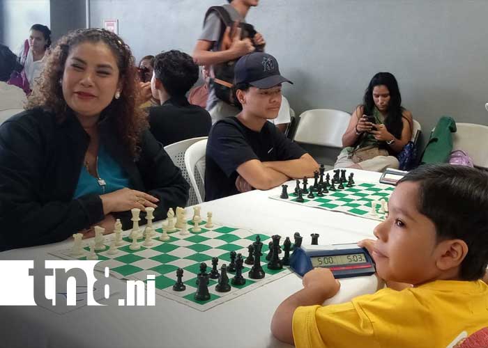 Foto: Clases de ajedrez desde Managua / TN8