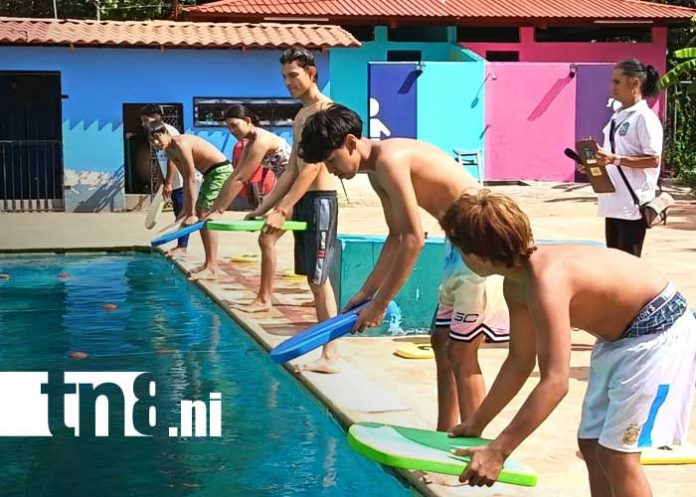 Foto: Concurso de natación en Ocotal / TN8