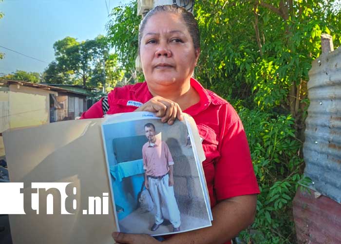 Foto: Desesperación por búsqueda de Franklin Fuentes en Pochocuape / TN8