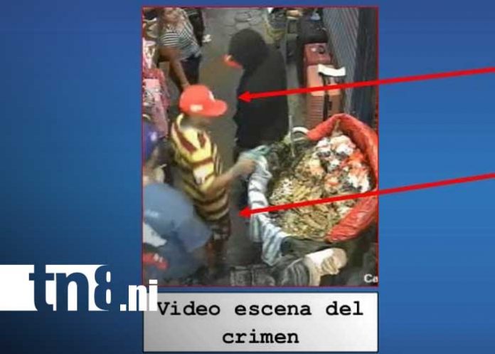 Foto: Captura de sujetos por veneno en el baho del Mercado Oriental