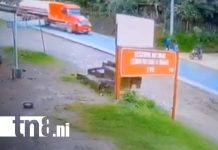 Foto: Fuerte accidente con camión cisterna en Jinotega / TN8