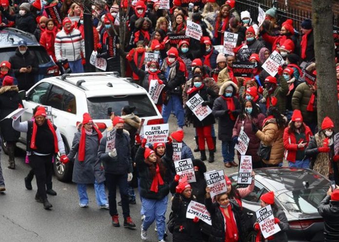 Foto: Enfermeras en Nueva York inician huelga /Cortesía