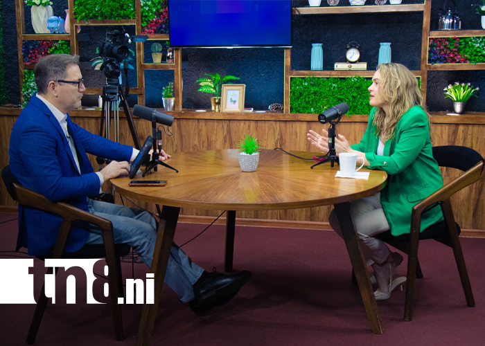 Foto: Mara Stotti, Co-Directora de INTUR, en Estudio TN8