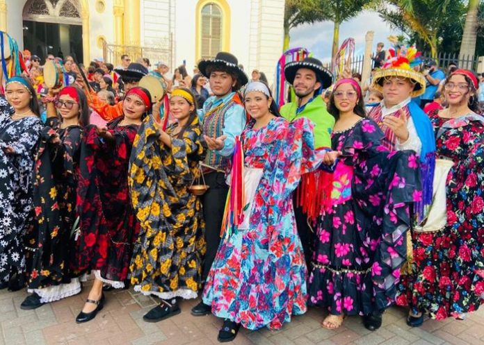Foto: Presentan propuesta de Fiestas Tradicionales y Culturales 2026 en La Paz, Carazo / Cortesía