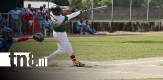 Foto: ¡Histórico! Dwight Britton conecta su jonrón 200 y Mineros dividen honores ante Carazo/TN8