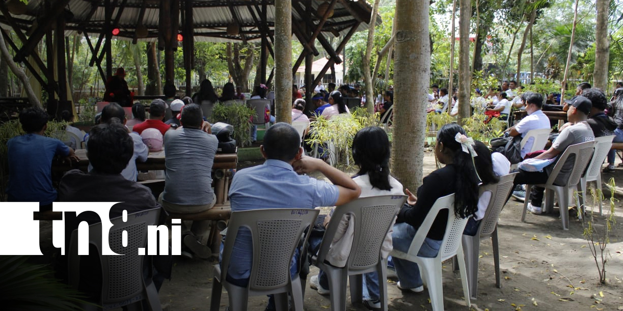 Foto: Familias de la Isla de Ometepe, disfrutan de obra de teatro “Blanca Aráuz”/TN8