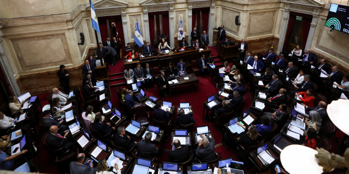 Foto: Argentina discute reforma clave de Alarma por ley de glaciares/Cortesía