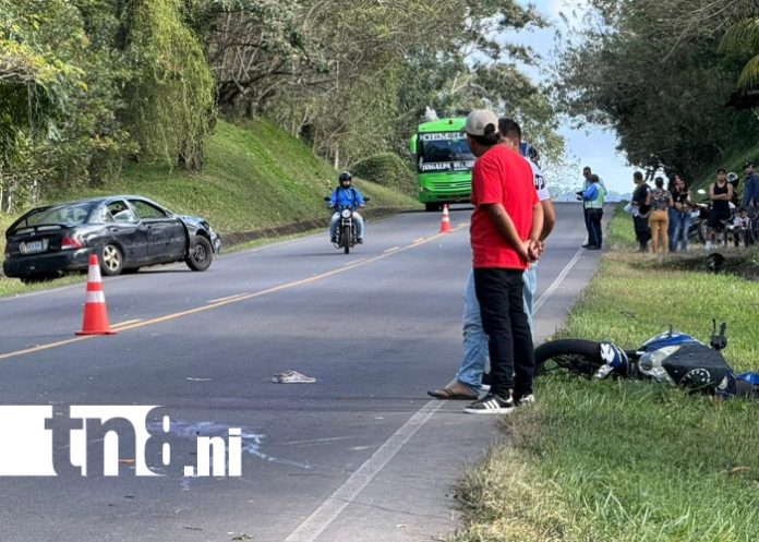Foto: Dos personas resultan gravemente lesionadas en accidente en Villa Sandino, Chontales/TN8