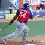 Despaigne brilla y clasifica a Cuba a semifinales con batazos decisivos Foto: Cuba avanza a semifinales gracias a la noche histórica de Despaigne/Cortesía