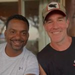 Alfonso Ribeiro comparte la última foto que se tomó con James Van Der Beek Foto: Alfonso Ribeiro despide a James Van Der Beek /cortesía