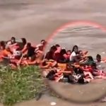 Foto: Amazonía sangra: lancha sobrecargada se hunde y deja muertos y desaparecidos / Cortesía