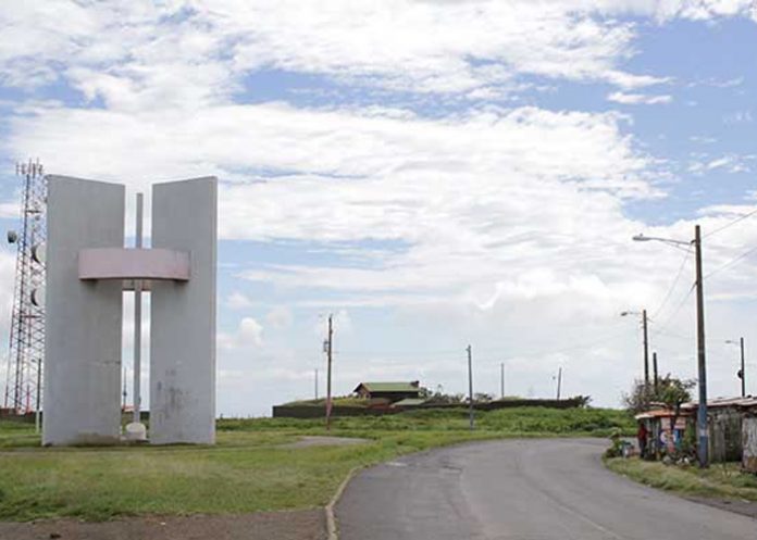 Foto: Carretera Las Esquinas – El Crucero ya está iluminada /Cortesía